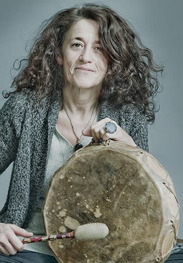 Nirava